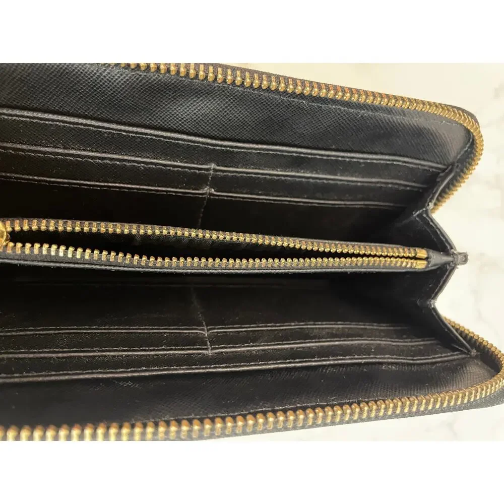 Tory Burch Black Saffiano Leather Zip-Around Continental Wallet GUC